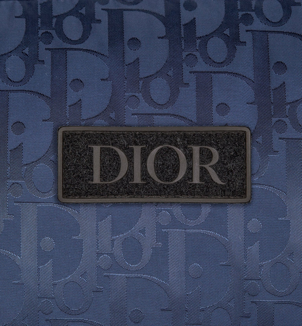 "D" Oblique Puffer Blau 6